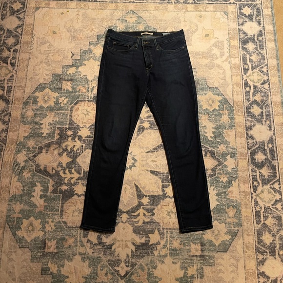 Levi 311 Skinny Jeans - Picture 2 of 4